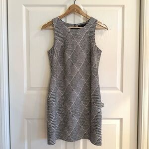 Banana Republic Black and White Sleeveless Houndstooth Mini Dress Petite Size 2
